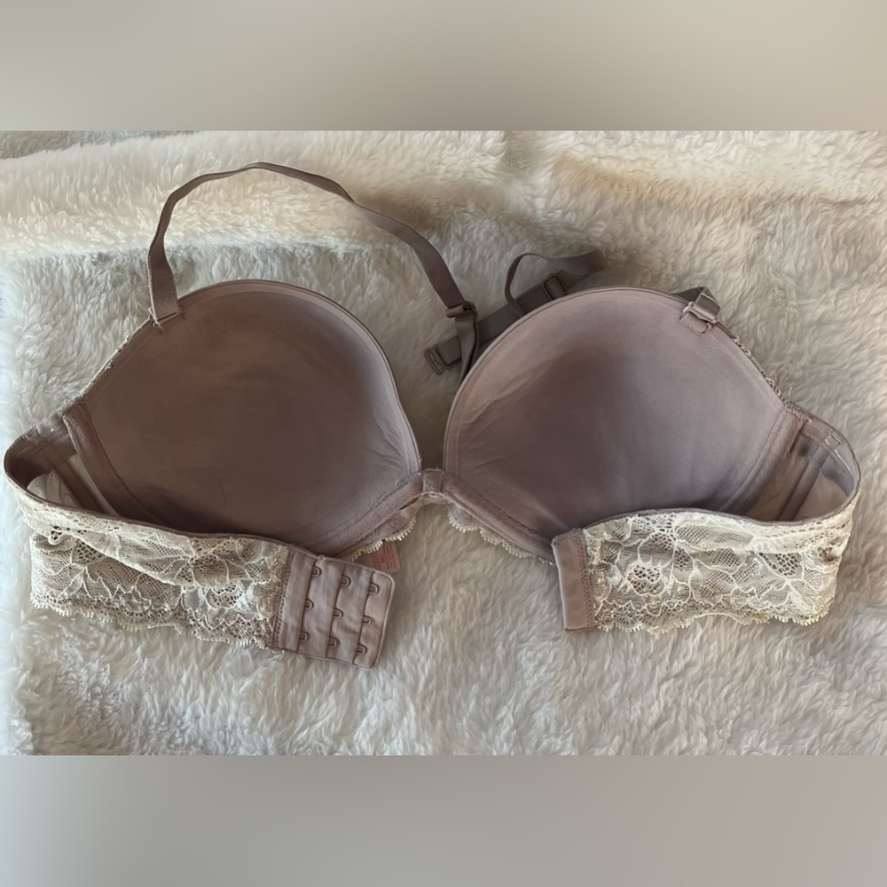 Victoria S. Strapless/adjustable Bra - Picture 3 of 7